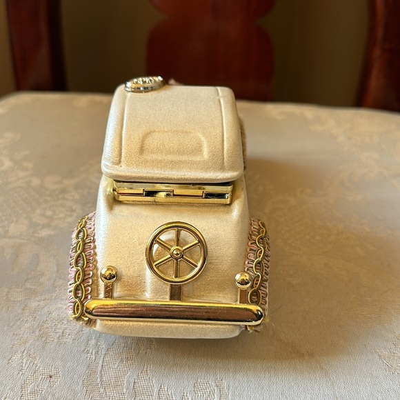 Italceramica Creazioni Exclusive made in Italy Lady Carolin ceramic trinket box - Picture 4 of 12